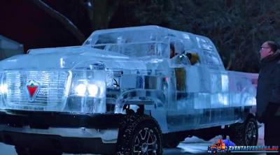 Канадцы построили грузовик из льда