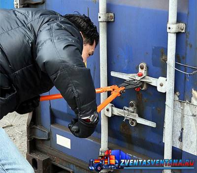 Перевозка украинских товаров через Россию разрешена только в опломбированных контейнерах