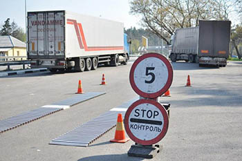 Укртрансинспекция возобновляет проверки грузового транспорта на дорогах Украины