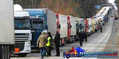 Дальнобойщики штурмуют офисы «Платона» с требование выдать им положенное оборудование