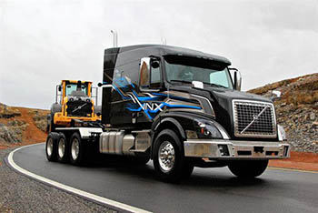Четырехосный тягач Volvo VNX 630