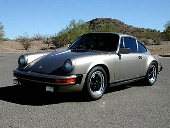 Компания Porsche обновила семейство 911 Carrera