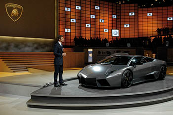 Lamborghini покажет свой новый суперкар в сентябре
