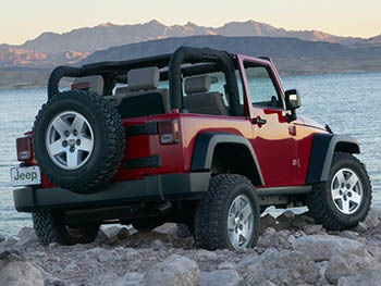 Chrysler отзывает 2,7 млн автомобилей Jeep
