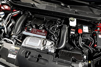 Peugeot выпустила «заряженный» 308 GTi