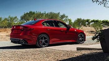 Alfa Romeo перенесла сроки выхода на рынок новых моделей