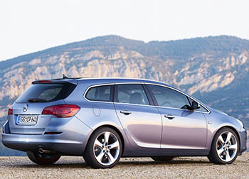 Opel Astra получила два новых мотора
