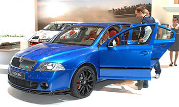 Снимки новой Skoda Octavia RS опубликованы в сети