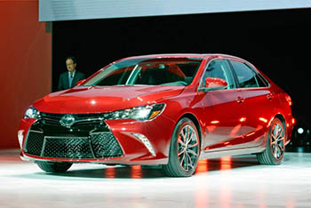 Новую Toyota Camry покажут в апреле