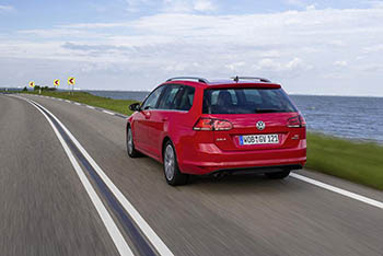 Новый Volkswagen Golf Variant оснастят системой полного привода 4Motion